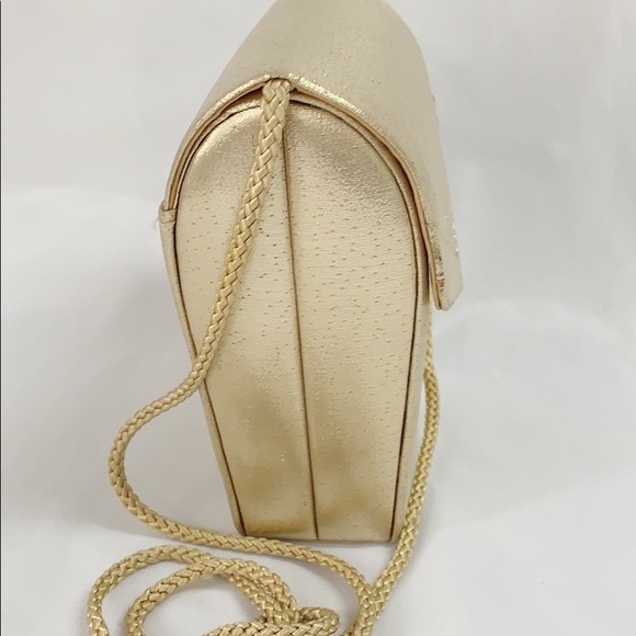 PRESTON & YORK Gold Bucket Bag Crossbody 6”x4.5” - Picture 2 of 7